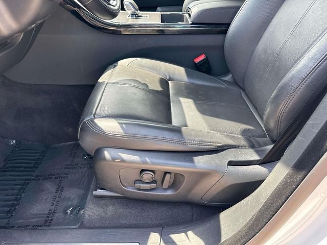 2025 Land Rover Range Rover Velar Dynamic SE
