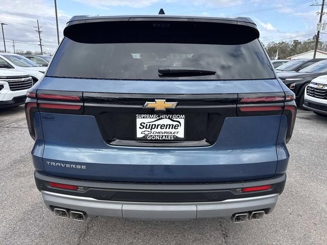 2026 Chevrolet Traverse FWD LT