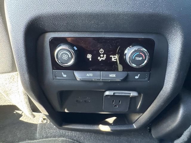 2026 Chevrolet Traverse AWD RS