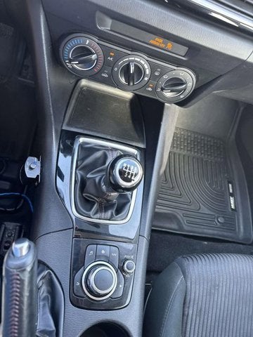 2015 Mazda Mazda3 i Touring