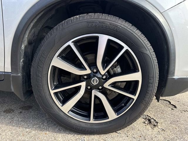 2020 Nissan Rogue SL