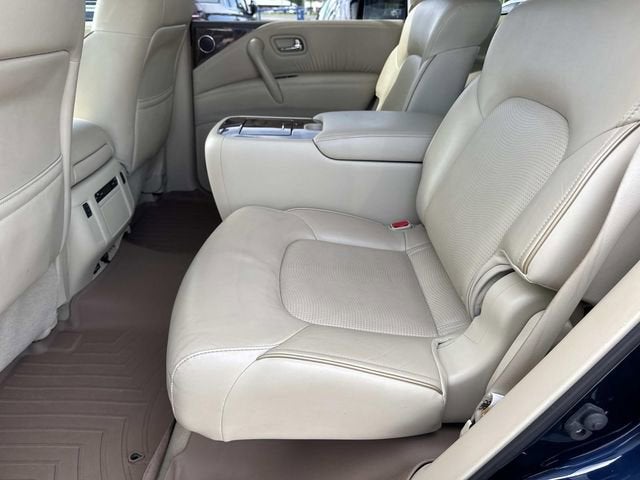 2016 INFINITI QX80 Base
