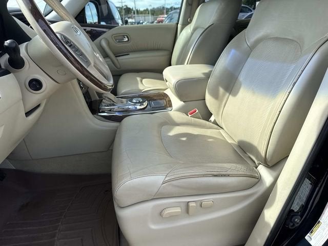 2016 INFINITI QX80 Base