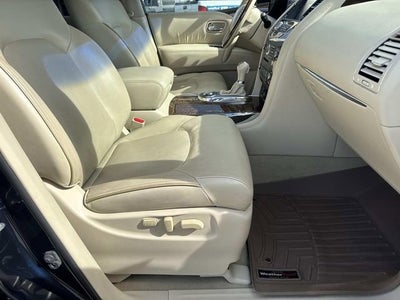 2016 INFINITI QX80 Base