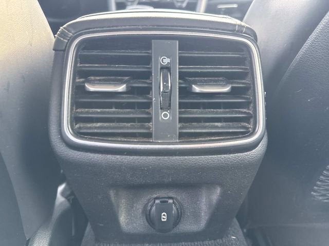 2021 Genesis G70 2.0T