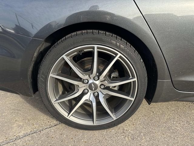 2021 Genesis G70 2.0T