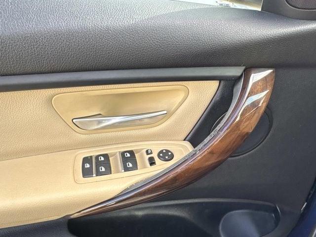 2017 BMW 3 Series 320i