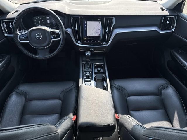 2020 Volvo V60 Cross Country T5