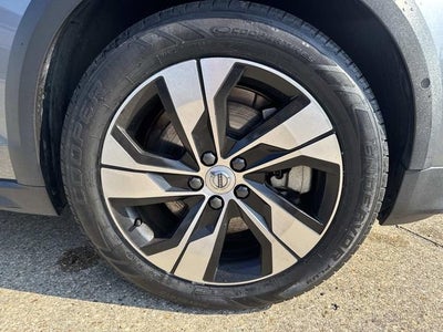2020 Volvo V60 Cross Country T5