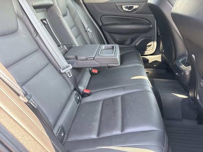 2020 Volvo V60 Cross Country T5